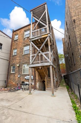 8114 Ingleside Ave, Chicago IL  60619-5241 exterior
