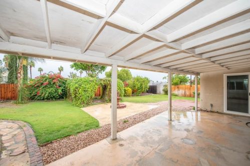 6375 Westview Dr, Riverside CA  92506-5325 exterior