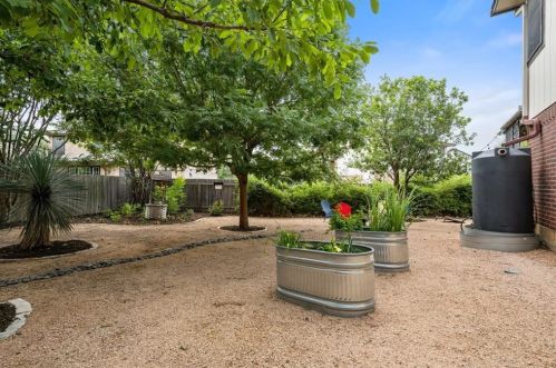 4428 Campo Verde Dr, Austin TX  78749-3639 exterior