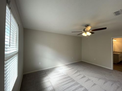 1881 Erika Dr, Springfield OH  45503-5883 exterior