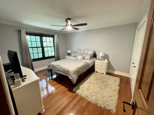 836 Bonnie Brae Ln, Lemont IL  60440-1131 exterior