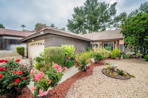 7501 Spinel Ave, Rancho Cucamonga, CA 91730-1243