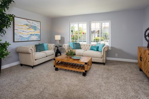 9339 Thyme Ave, Santa Ana, CA 92708-1445