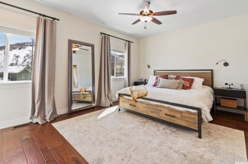 7994 Springshire Dr, Park City UT 84098-5396 exterior