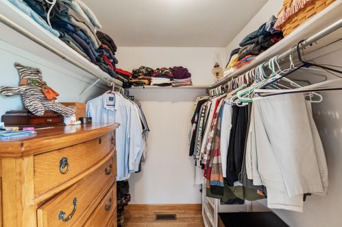 9146 Fidelis Dr, Cincinnati OH 45242-7431 exterior