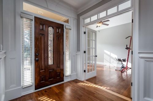 2212 Meadowvale Dr, Atlanta GA  30345-3543 exterior