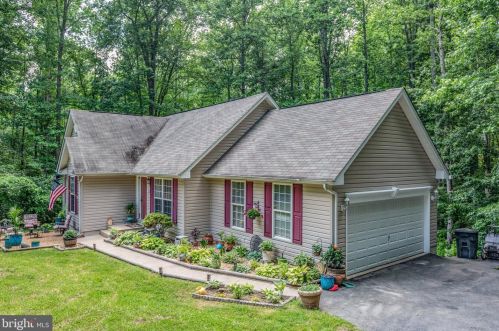 10438 Blair House Cir, Owens, VA 22485-2103