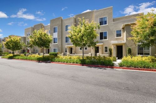 12825 City Dr, Hawthorne, CA 90250-0525