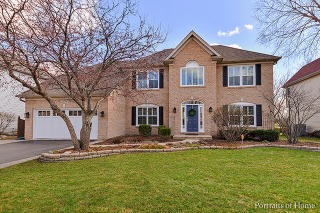 2888 Kendridge Ln, Aurora, IL 60502-9043