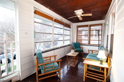 33 Woodside Ter, Town Center, NJ 07052-5024