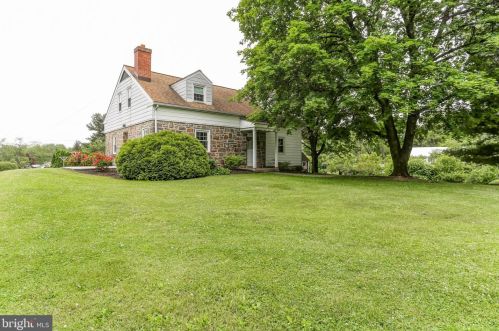 605 Wenrich St, Harrisburg, PA 17112-2376
