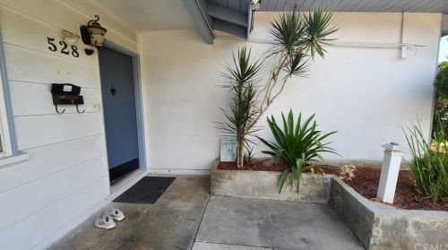 528 Highlander Dr, Riverside, CA 92507-3130