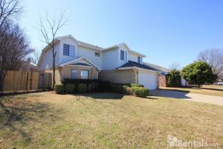 2805 Woodlark Dr, Fort Worth TX  76123-1008 exterior