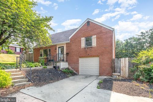 3791 Vista Ter, Harrisburg, PA 17111-2010