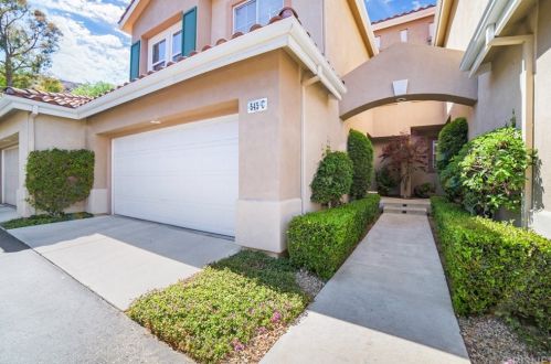 545 Lorabel Way, Simi Valley, CA 93065-7332
