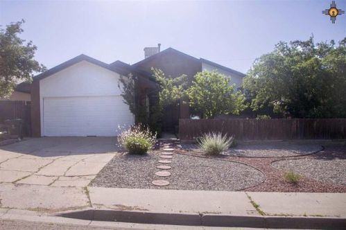 1709 Kiva Dr, Gallup, NM 87301-5734
