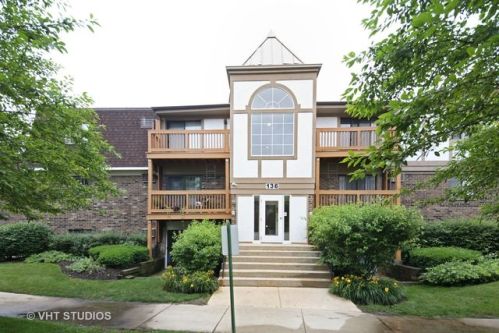 136 La Londe Ave, Addison, IL 60101-3347