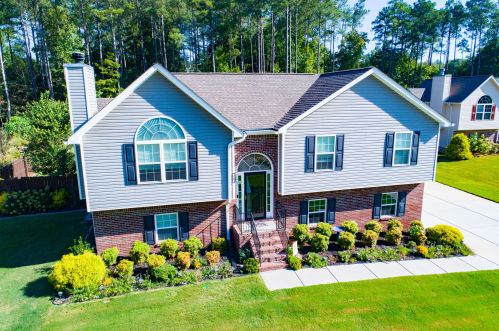 70 Silver Pine Ct, Carrollton, GA 30116-2508