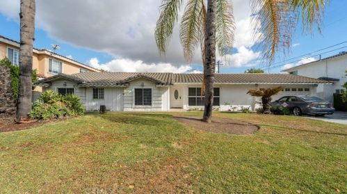 9145 Raviller Dr, Downey, CA 90240-3415