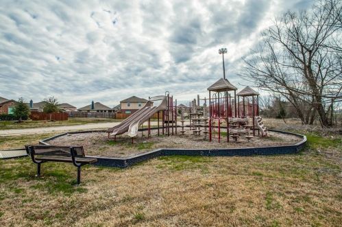 1004 Mdw Grn Ct, Princeton TX 75407-7900 exterior