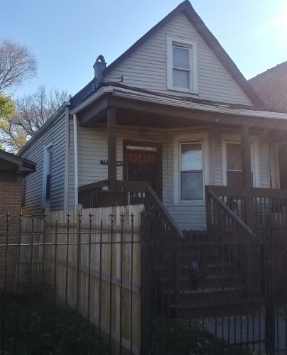 5939 Damen Ave, Chicago, IL 60636-2113