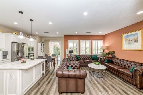 9 Carmichael, Irvine CA  92602-0939 exterior