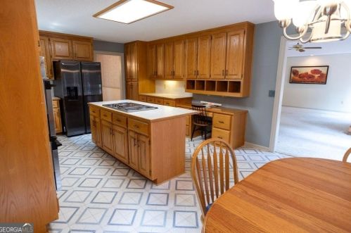 3165 Spring Lake Dr, Conyers GA 30013-5411 exterior