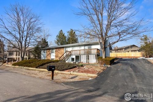 320 Parkway Cir, Fort Collins, CO 80525-3874
