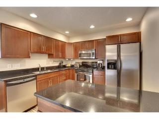 7364 Landau Dr, Minneapolis MN  55438-2308 exterior