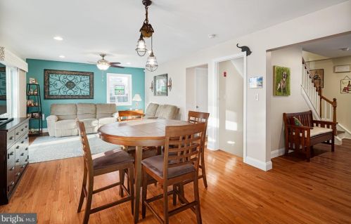 834 Edge Park Dr, Tavistock NJ 08033-1022 exterior