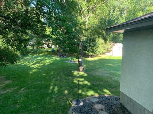 2975 Helena Ave, Saint Paul MN  55128-4003 exterior