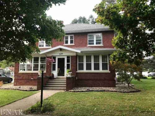 320 2nd St, Hopedale, IL 61747-9227