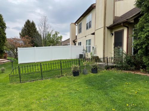 1801 Shetland Rd, Naperville, IL 60565-1788