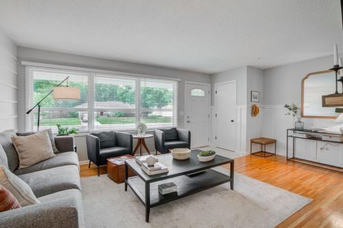 5555 Quail Ave, Minneapolis MN  55429-3254 exterior