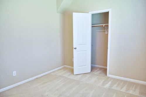 9099 Red Stag Ln, Conroe TX  exterior