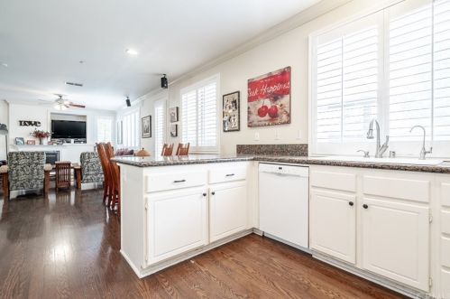 5632 Allendale Dr, Riverside CA  92507-8482 exterior