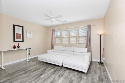 1718 Picket Fence Dr, Chula Vista CA  91915-1856 exterior