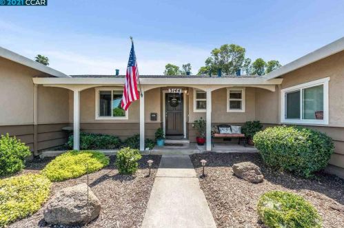 3144 Santa Paula Dr, Concord CA  94518-2821 exterior