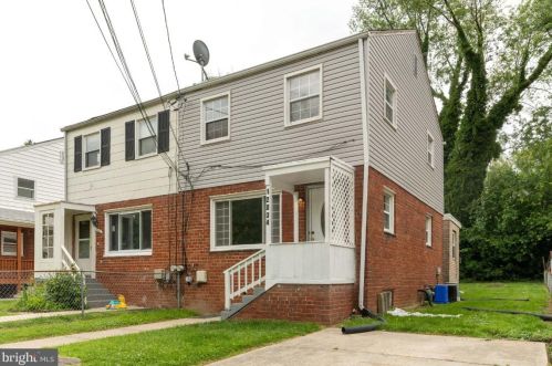 12034 Valleywood Dr, Silver Spring, MD 20902-2237