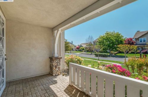 2776 Vernazza Dr, Livermore, CA 94550-6858