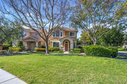 2 Altezza, Irvine CA  92606-8909 exterior