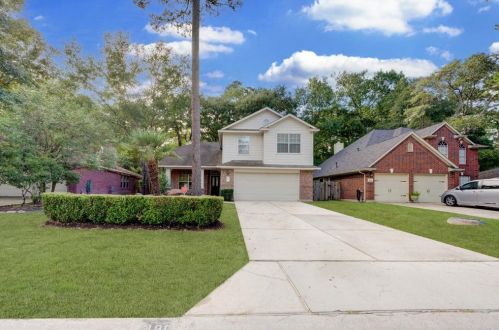 190 Misty Dawn Dr, Conroe TX  77385-3649 exterior