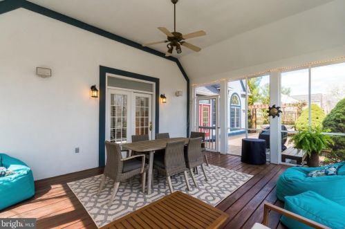 168 Meadow Ridge Dr, Shepherdstown WV  25443-4037 exterior
