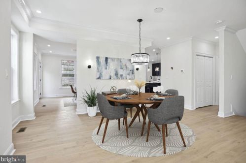 401 Boyd Ave, Silver Spring MD 20912-5404 exterior