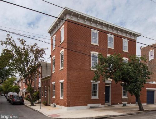 2201 Kater St, Philadelphia, PA 19146-1138