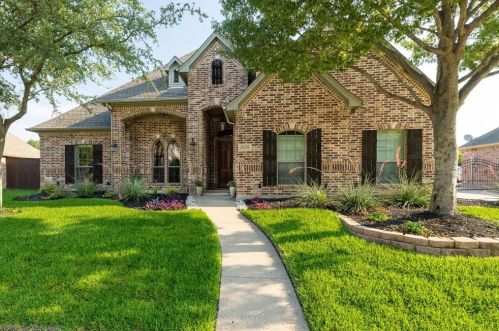 8605 Foxwood Dr, Fort Worth, TX 76182-8474