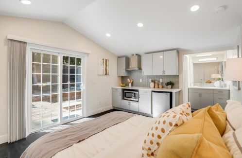 955 Lundy Ln, Los Altos CA 94024-5934 exterior