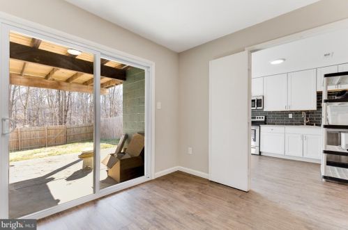 2691 Cristina Ct, Woodbridge VA  22192-3127 exterior