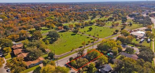 3209 16th St, Austin TX  78721-1007 exterior