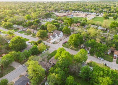 5529 Fursman Ave, Fort Worth TX  76114-4511 exterior